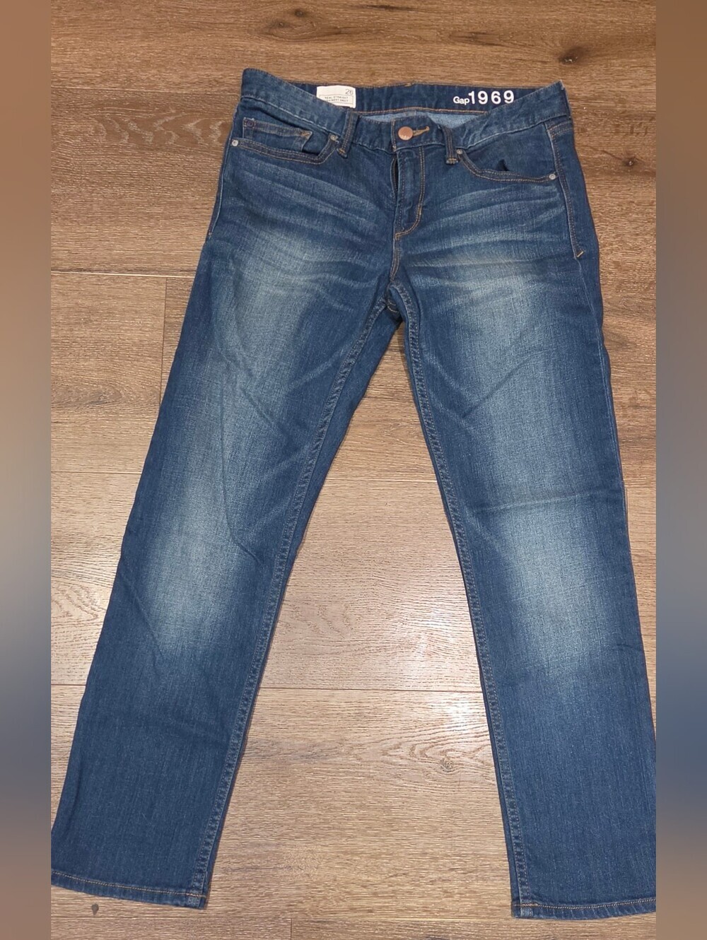 Gap 1969 Real Straight Jeans - Picture 2 of 5